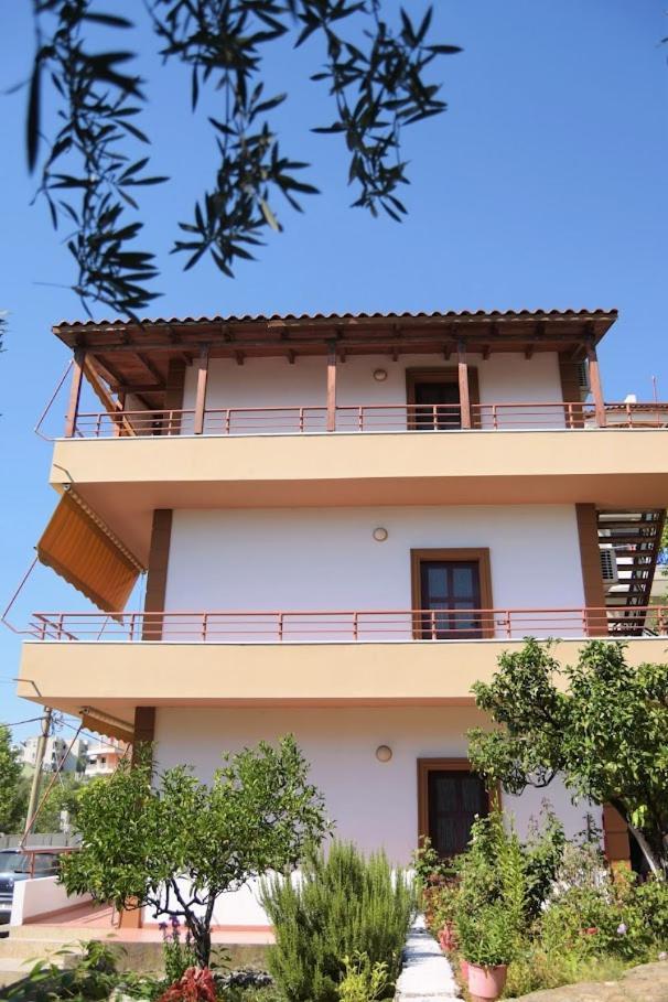 Vila Toskaj Appartement Vlorë Buitenkant foto