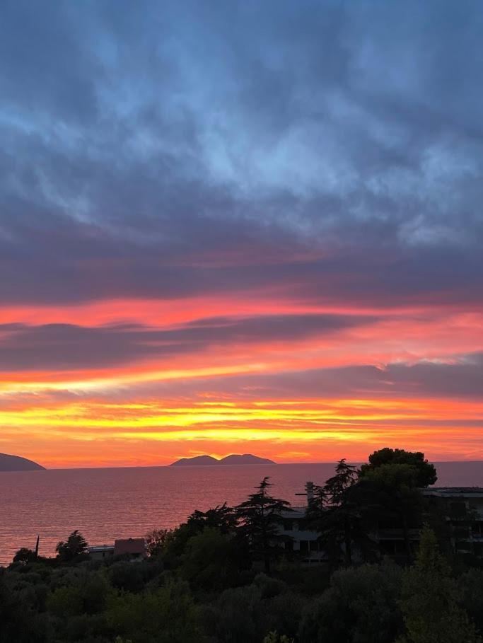Vila Toskaj Vlorë Buitenkant foto